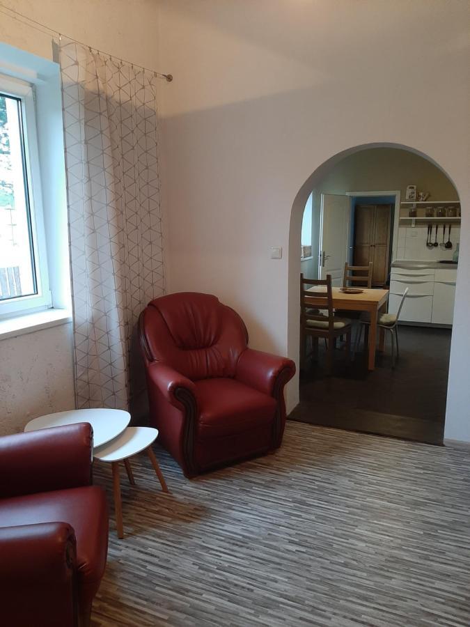 Dum U Sipku Hotel Krásná Lípa Bagian luar foto